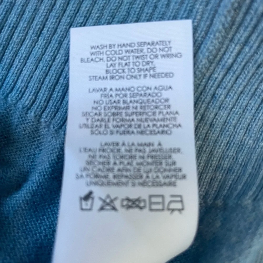 CAbi comfy soft short sleeved Women's Sweater size Medium - Picture 5 of 6